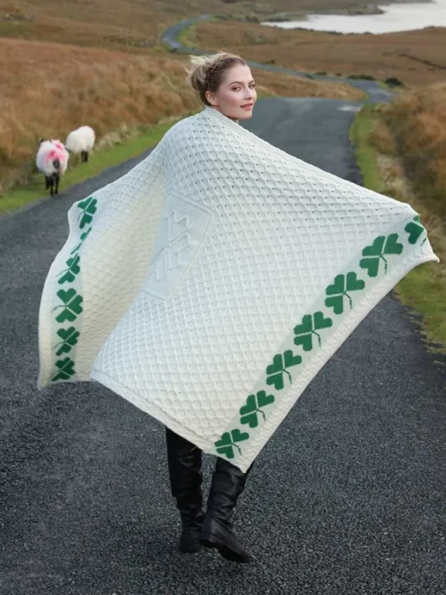 Aran Wool Throws*Sweater Shop 100% Merino Wool Shamrock Throw