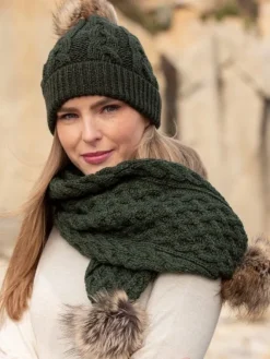 Aran Wool Hats*Sweater Shop Aran Cable Knit Hat Pom Pom Green