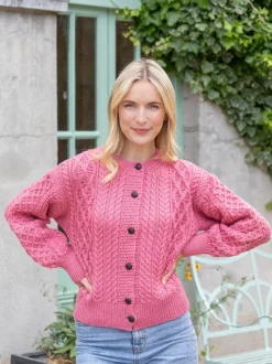 Womens Irish Knitwear|Ladies Cardigans*Sweater Shop Clover Cropped Cardigan Rosa Pink