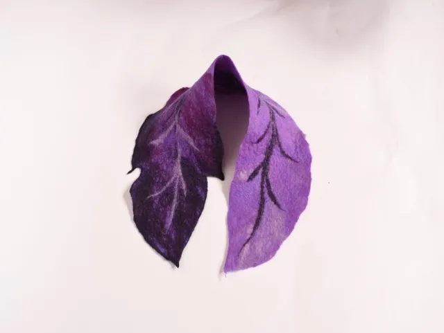 Ladies Felt Scarves*Sweater Shop Felt Wool Leaf Scarf Purple