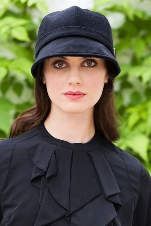 Ladies Hats*Sweater Shop Flapper Cap Black One Size