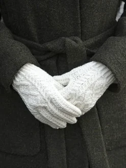 Aran Gloves & Mittens*Sweater Shop Handknit Aran Wool Gloves Unisex