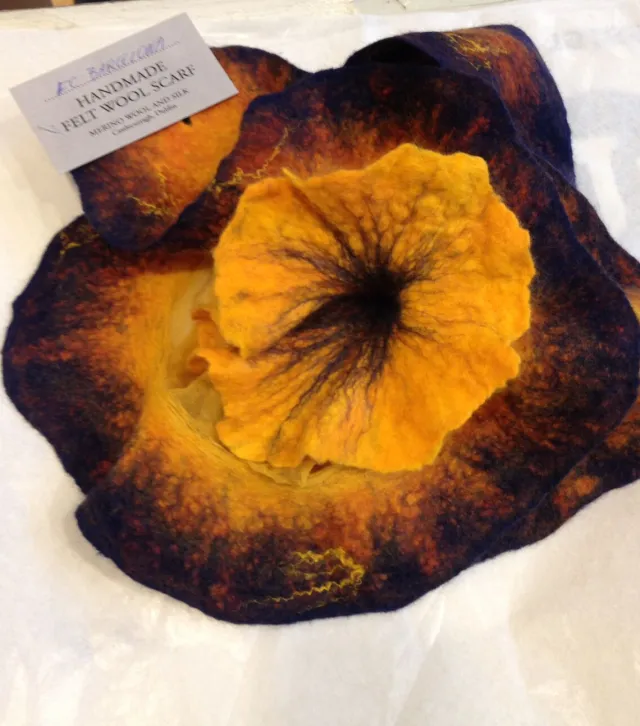 Ladies Felt Scarves*Sweater Shop Handmade Felt Wool Flower Scarf