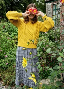 Womens Irish Knitwear|Womens Aran Fisherman Sweaters*Sweater Shop Honeysuckle Cropped Aran Sweater Sunflower