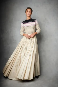 Womens Irish Knitwear|Womens Aran Fisherman Sweaters*Sweater Shop Ladies Merino Wool Fitted Fairisle Sweater Oatmeal