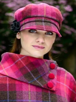 Ladies Hats*Sweater Shop Ladies Newsboy Hat Pink Check 223