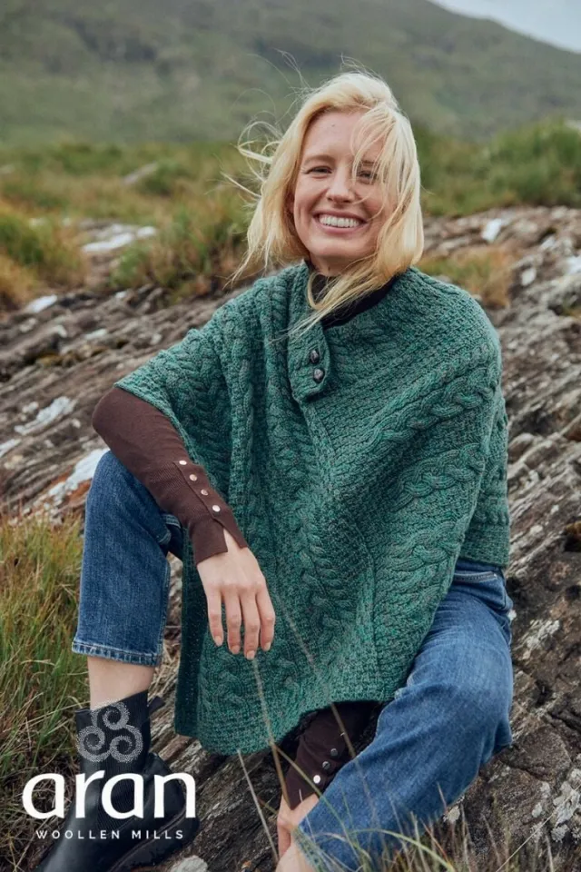 Ladies Aran Ponchos & Capes*Sweater Shop One Size Cable Knit Poncho with Buttons Green Marl