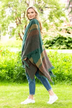 Ladies Aran Ponchos & Capes*Sweater Shop Ruanna Celtic Cape Emerald Green