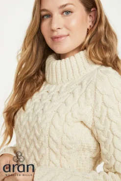 Womens Irish Knitwear|Womens Aran Fisherman Sweaters*Sweater Shop Shaped Crew Neck Sweater Merino Wool Natural