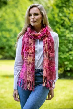 Ladies Aran Scarves*Sweater Shop Suantrai of Ireland Open Weave Wool Scarf Pink