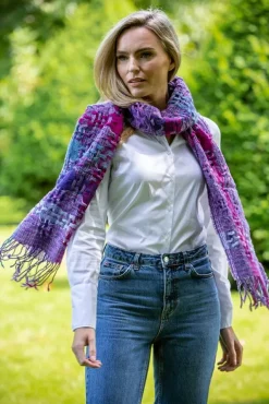 Ladies Aran Scarves*Sweater Shop Suantrai of Ireland Scarf Open Weave Purple Fuschia