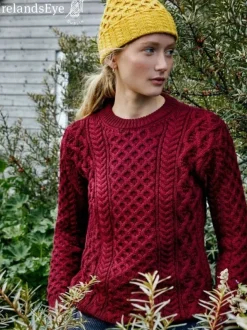 Womens Irish Knitwear|Womens Aran Fisherman Sweaters*Sweater Shop Unisex Heavyweight Aran Sweater Claret