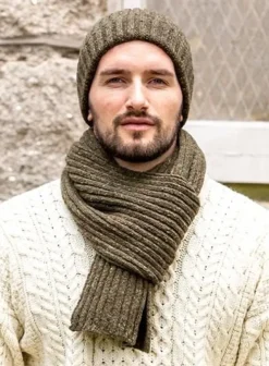 Wool Cashmere*Sweater Shop Wool and Cashmere Luxe ribbed scarf - forest green