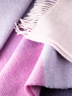 Cashmere & Merino Throws*Sweater Shop Wool and Cashmere Throw Lilac Col.1442